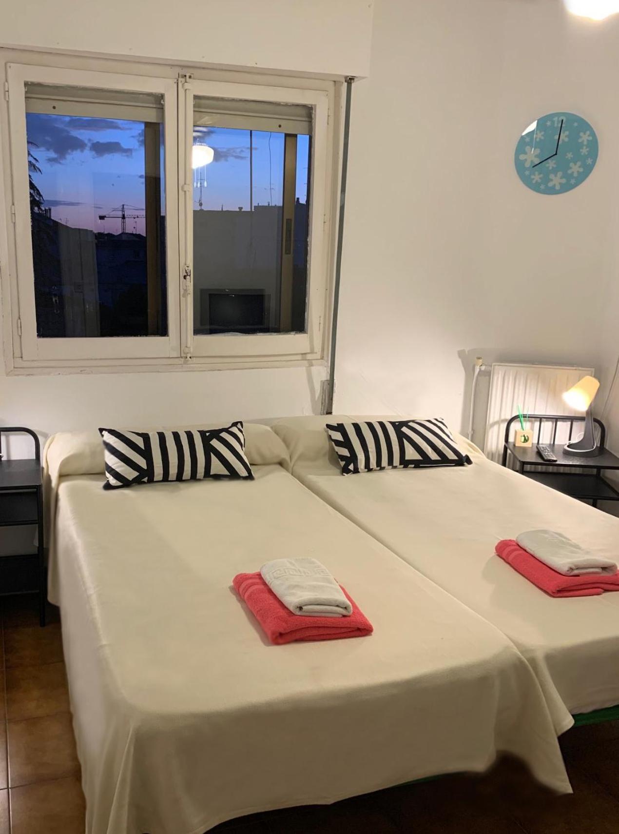 Hotel Y Restaurante Puerta De Aranda Aranda de Duero Ngoại thất bức ảnh