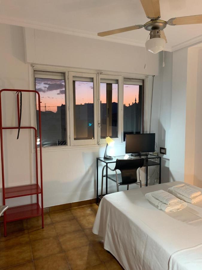 Hotel Y Restaurante Puerta De Aranda Aranda de Duero Ngoại thất bức ảnh